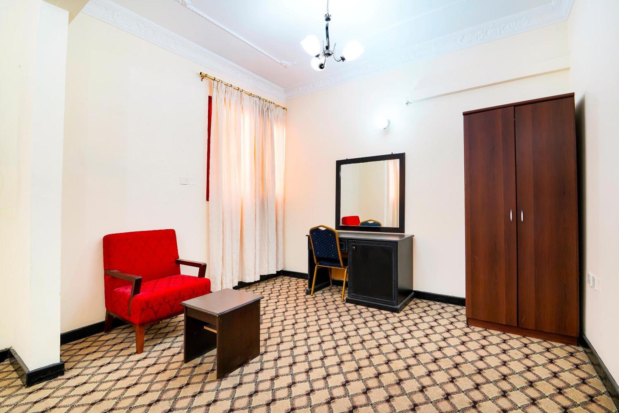 Oyo 124 Al Salam Palace Hotel Manama Exterior photo